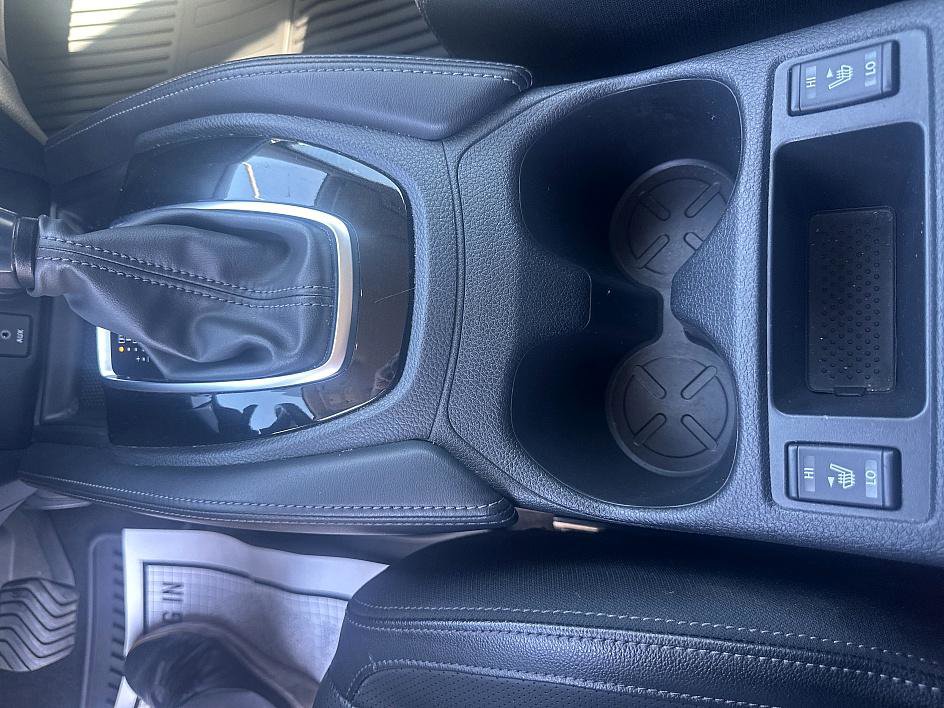 2017 Nissan Rogue SL photo 13