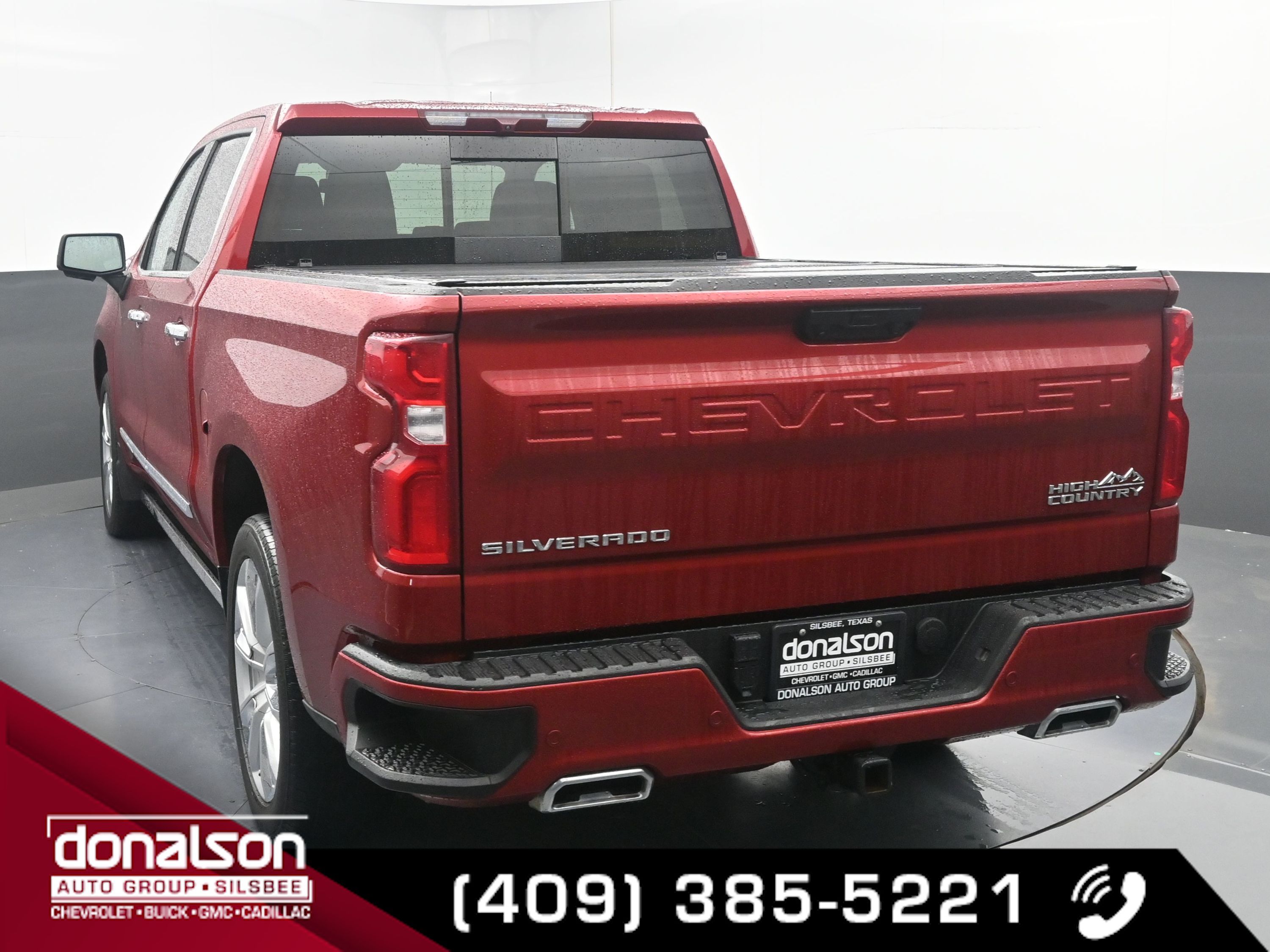 2024 Chevrolet Silverado 1500 High Country photo 3