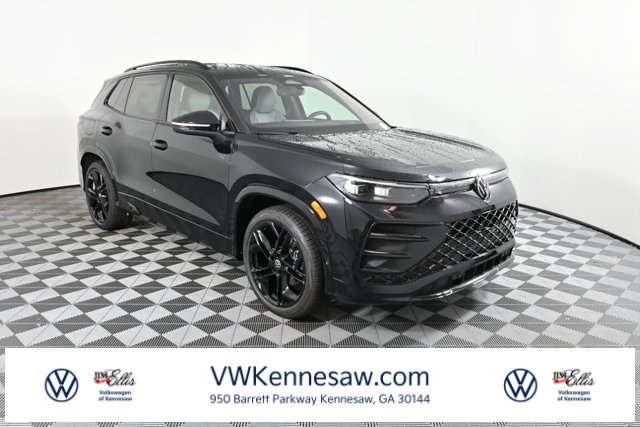 2026 Volkswagen Tiguan SE R-LINE BLACK's photo