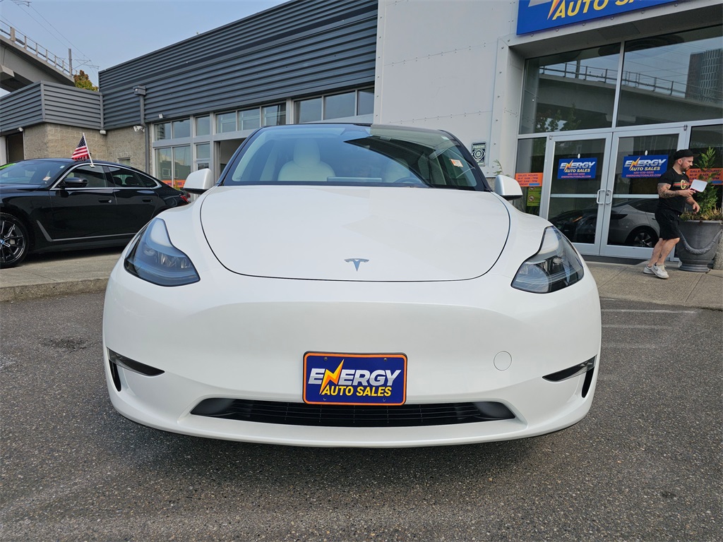2023 Tesla Model Y Long Range photo 3