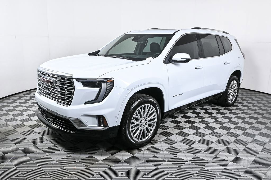 2026 GMC Acadia Denali's photo