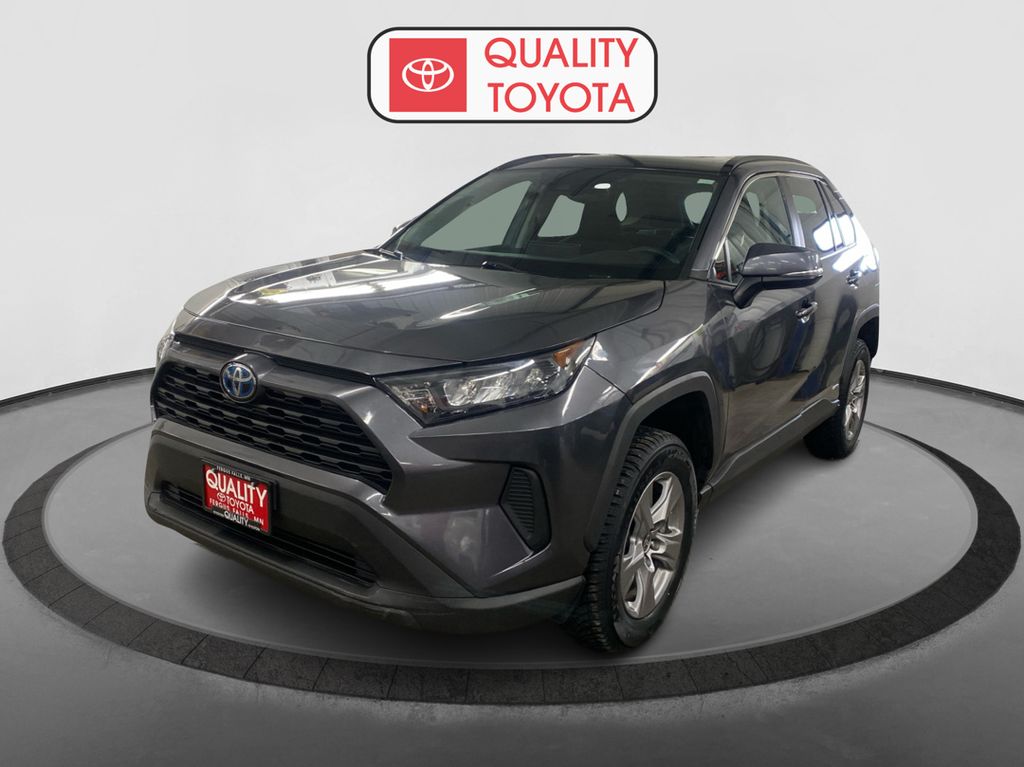 2022 Toyota RAV4 LE