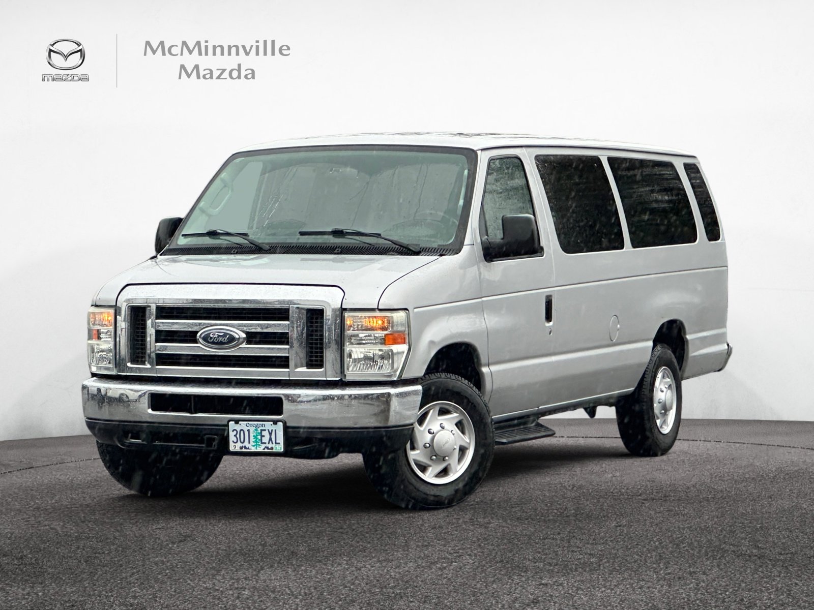 2011 Ford E-Series Econoline Wagon XLT's photo
