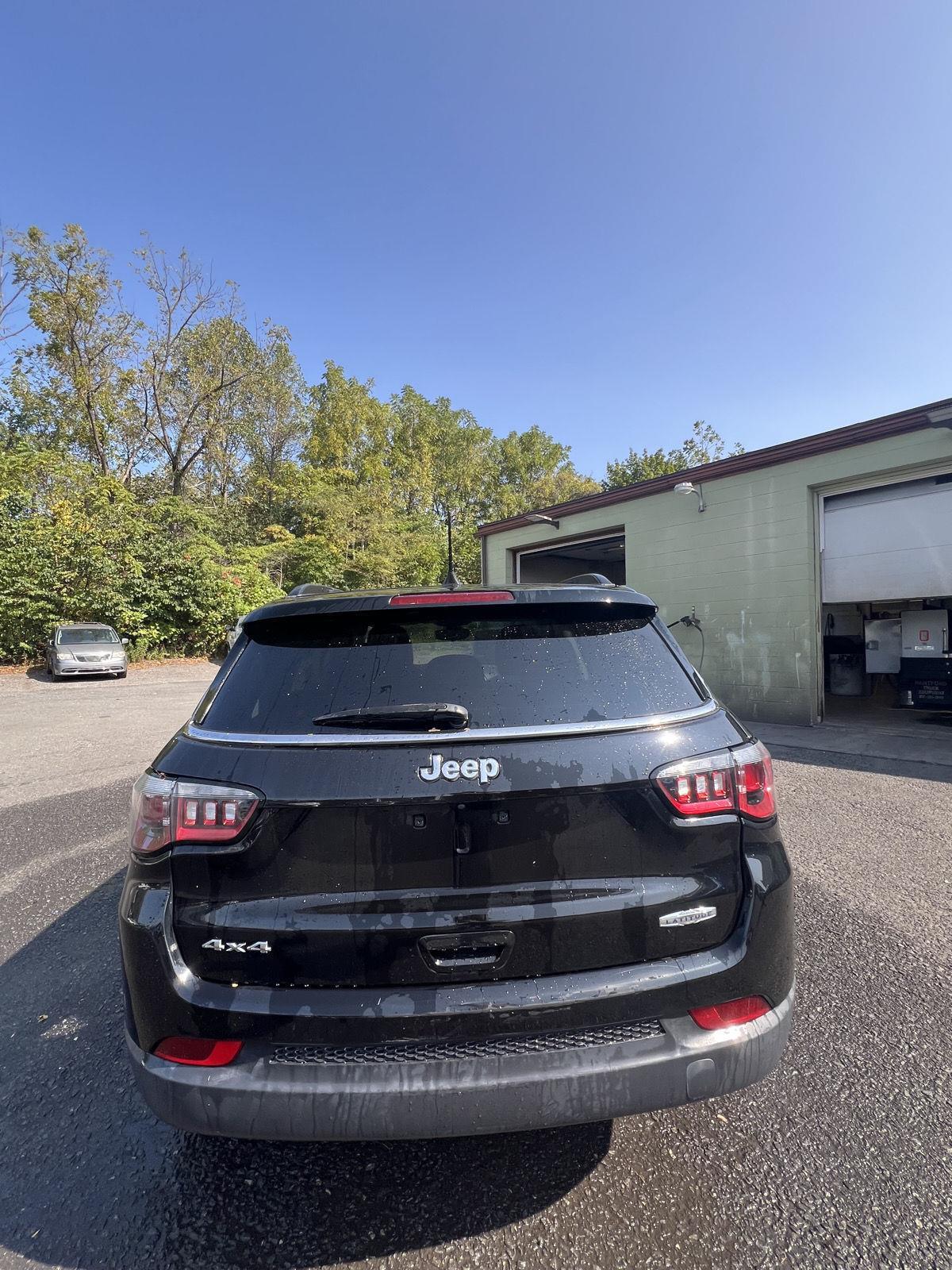 2020 Jeep Compass Latitude photo 4