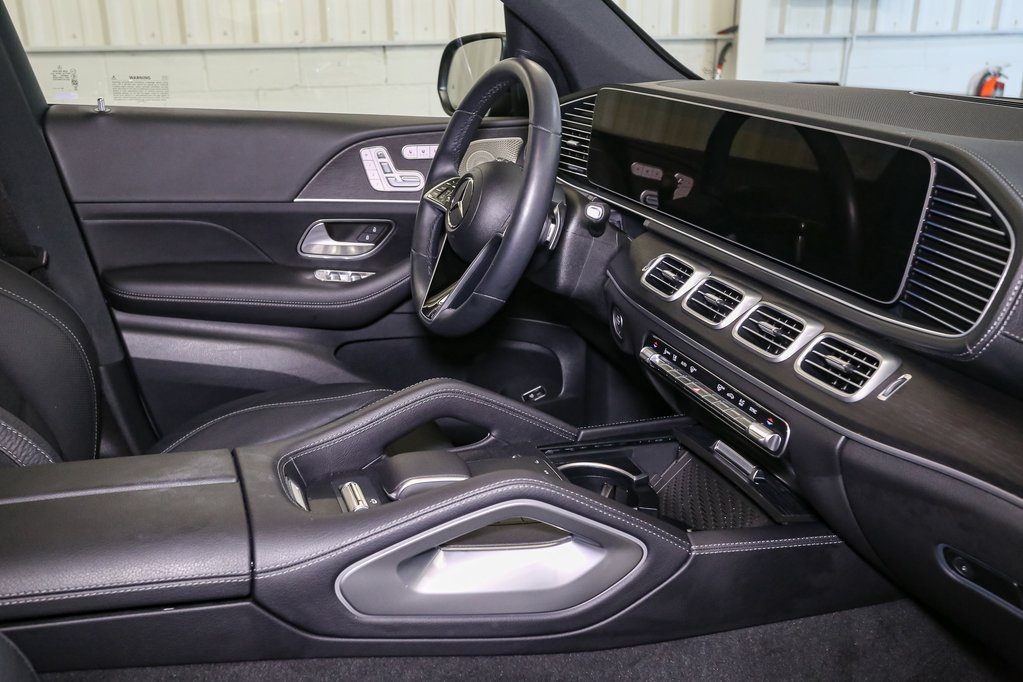 2025 Mercedes Benz GLS 450 4MATIC photo 22
