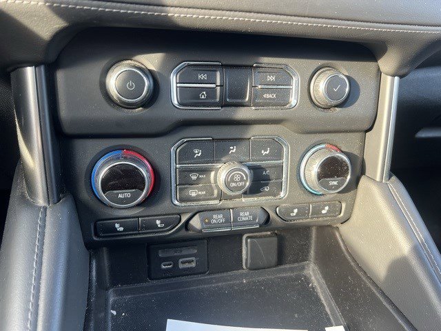 2021 Chevrolet Tahoe Z71 photo 21