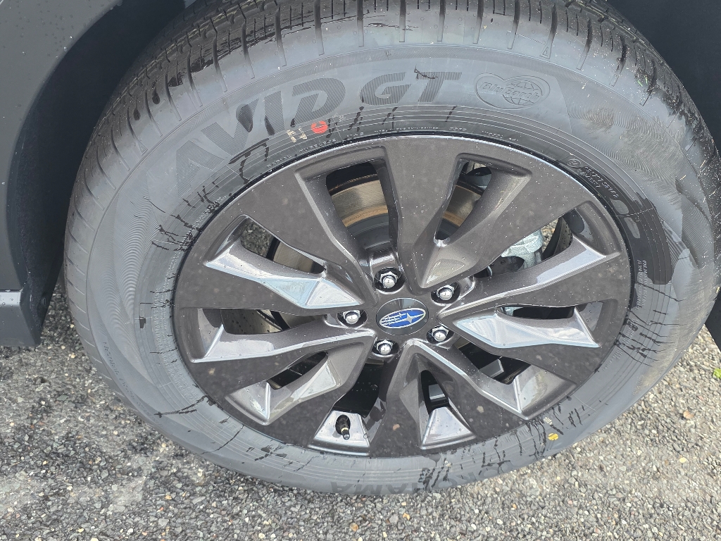 2025 Subaru Outback Onyx Edition photo 4