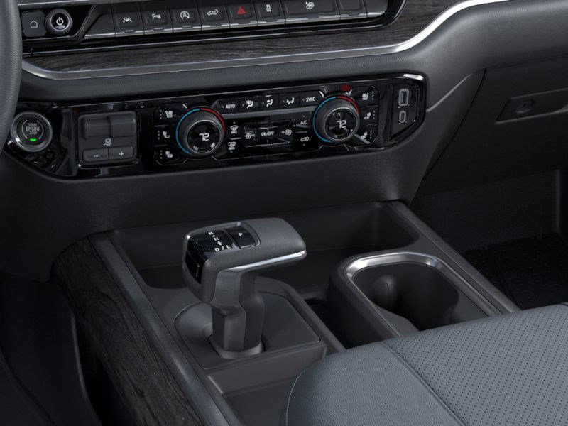 2025 Chevrolet Silverado 1500 LTZ photo 4