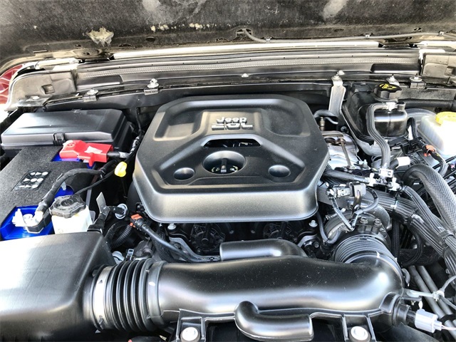 2020 Jeep Wrangler Unlimited Sahara photo 14