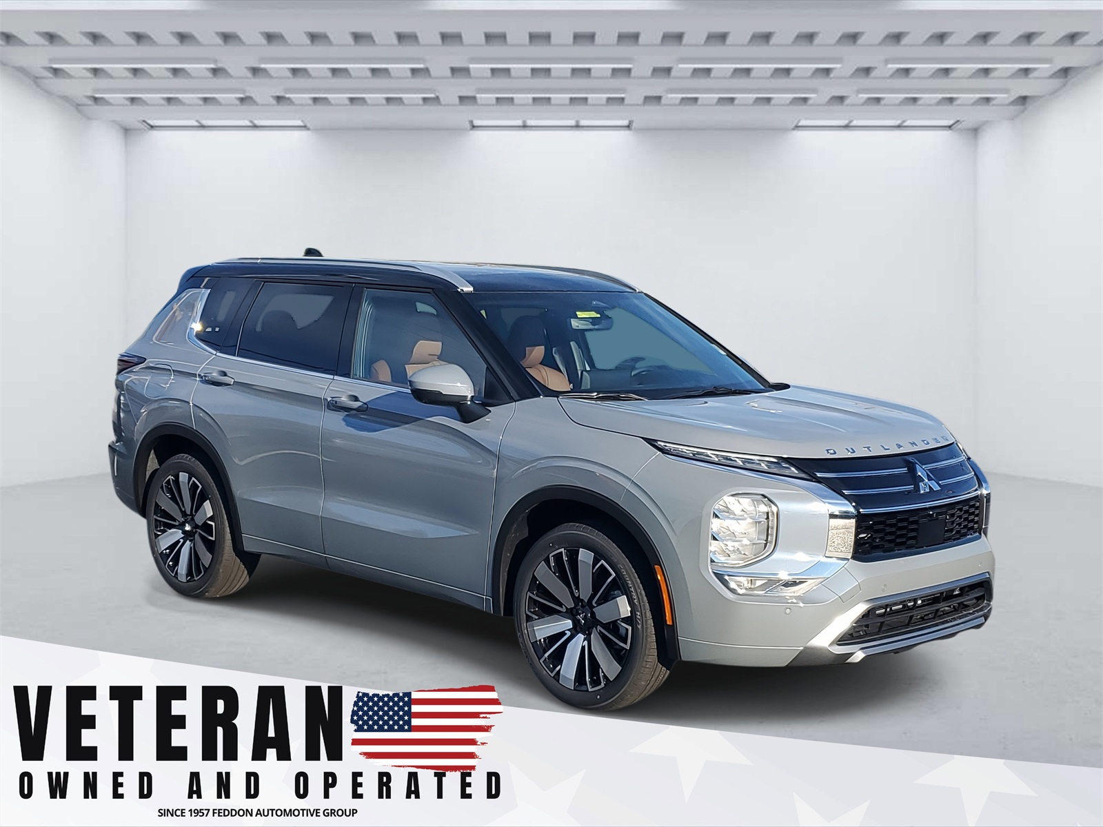 2025 Mitsubishi Outlander SEL's photo