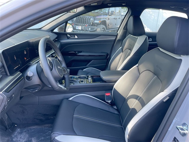 2026 Kia K5 GT-Line photo 32