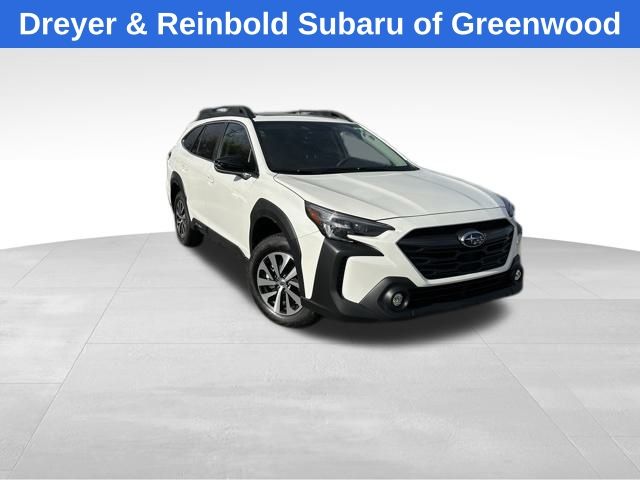 2025 Subaru Outback Premium's photo