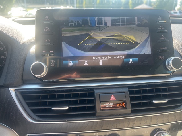 2022 Honda Accord Touring 2.0T photo 19