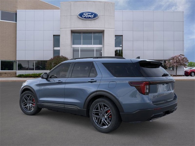 2025 Ford Explorer ST-Line photo 2