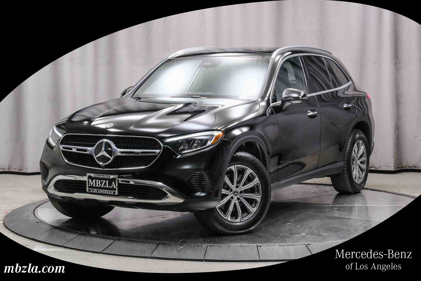 2025 Mercedes-Benz GLC Base's photo