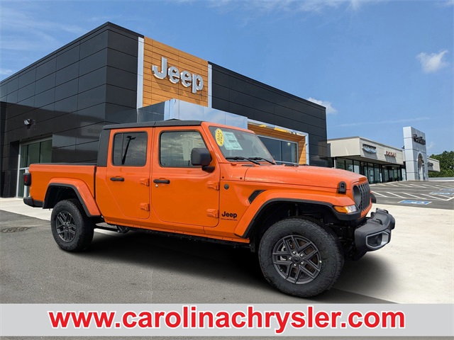 2025 Jeep Gladiator Sport S's photo
