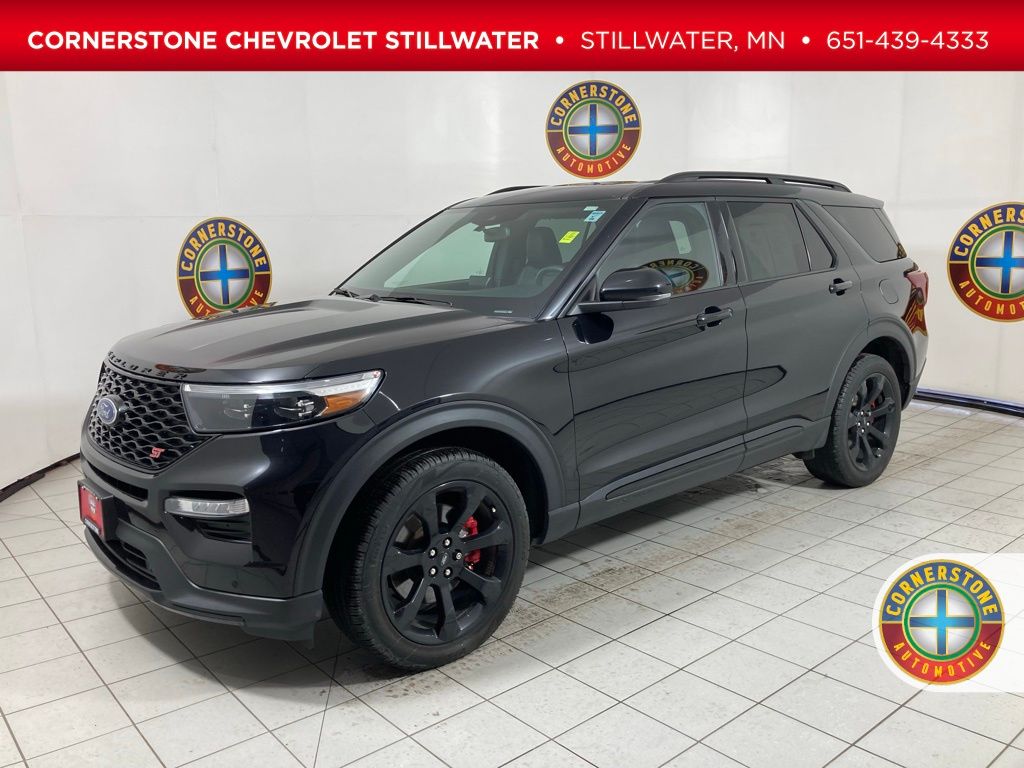 2023 Ford Explorer ST's photo