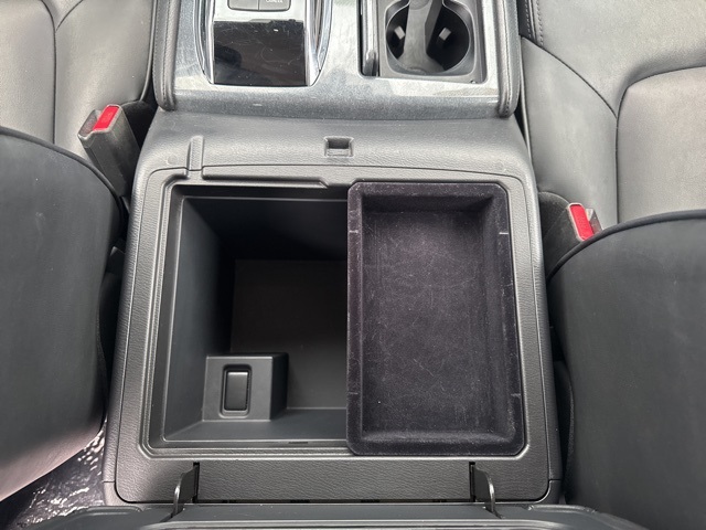 2021 Nissan Armada SV photo 22