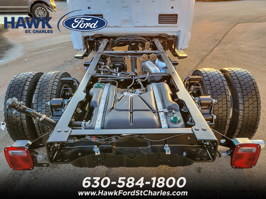 2026 FORD F-450 - Image 13