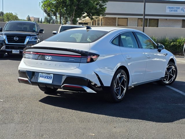 2026 Hyundai Sonata SEL Sport photo 3