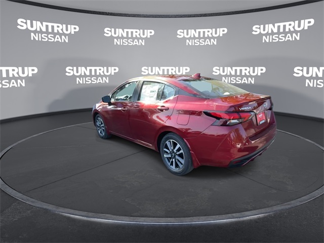 2025 Nissan Versa 1.6 SV photo 6