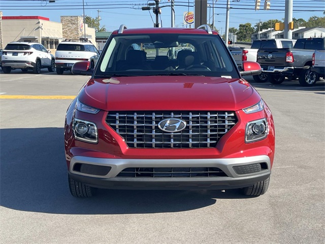 2026 Hyundai Venue SEL photo 2