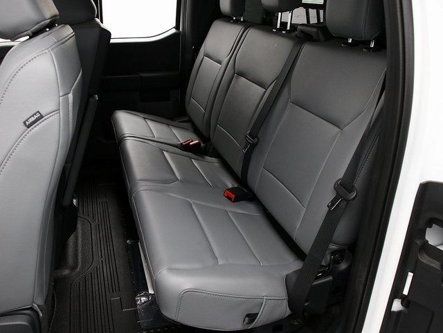 2025 Ford F-550 XL photo 4