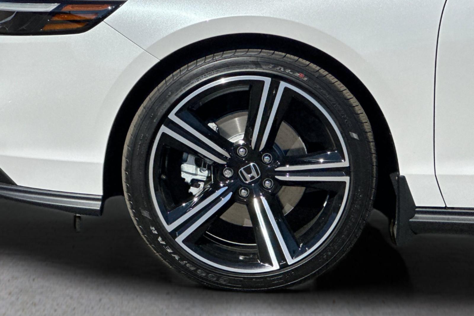 2025 Honda Accord Hybrid Sport photo 29