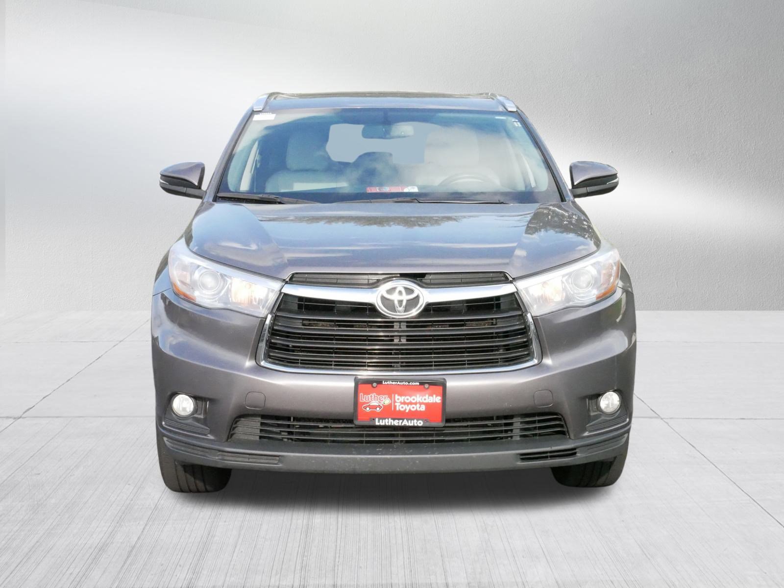 2015 Toyota Highlander XLE photo 2
