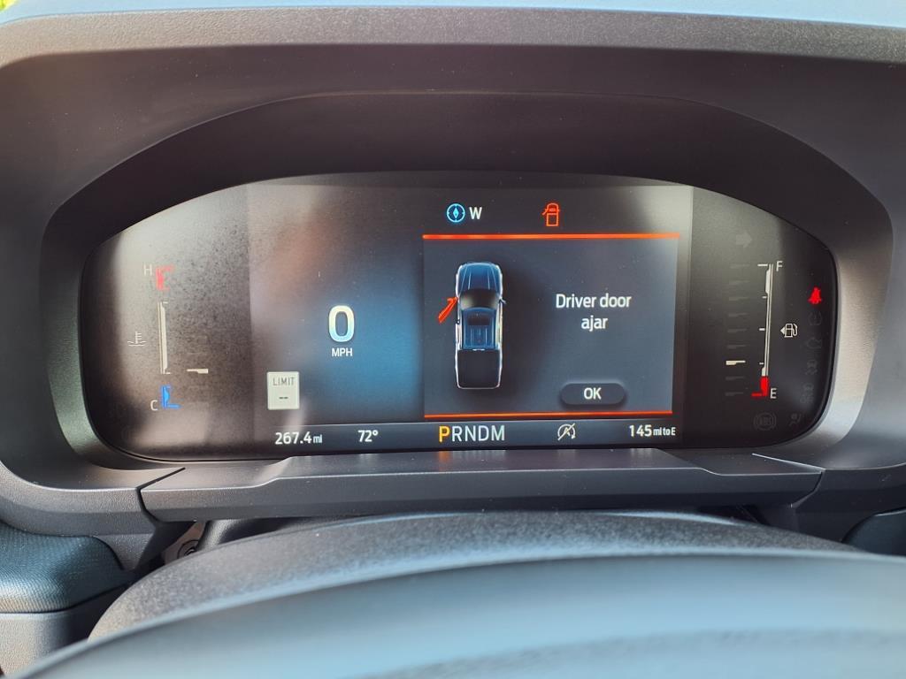 2025 Ford Maverick photo 11