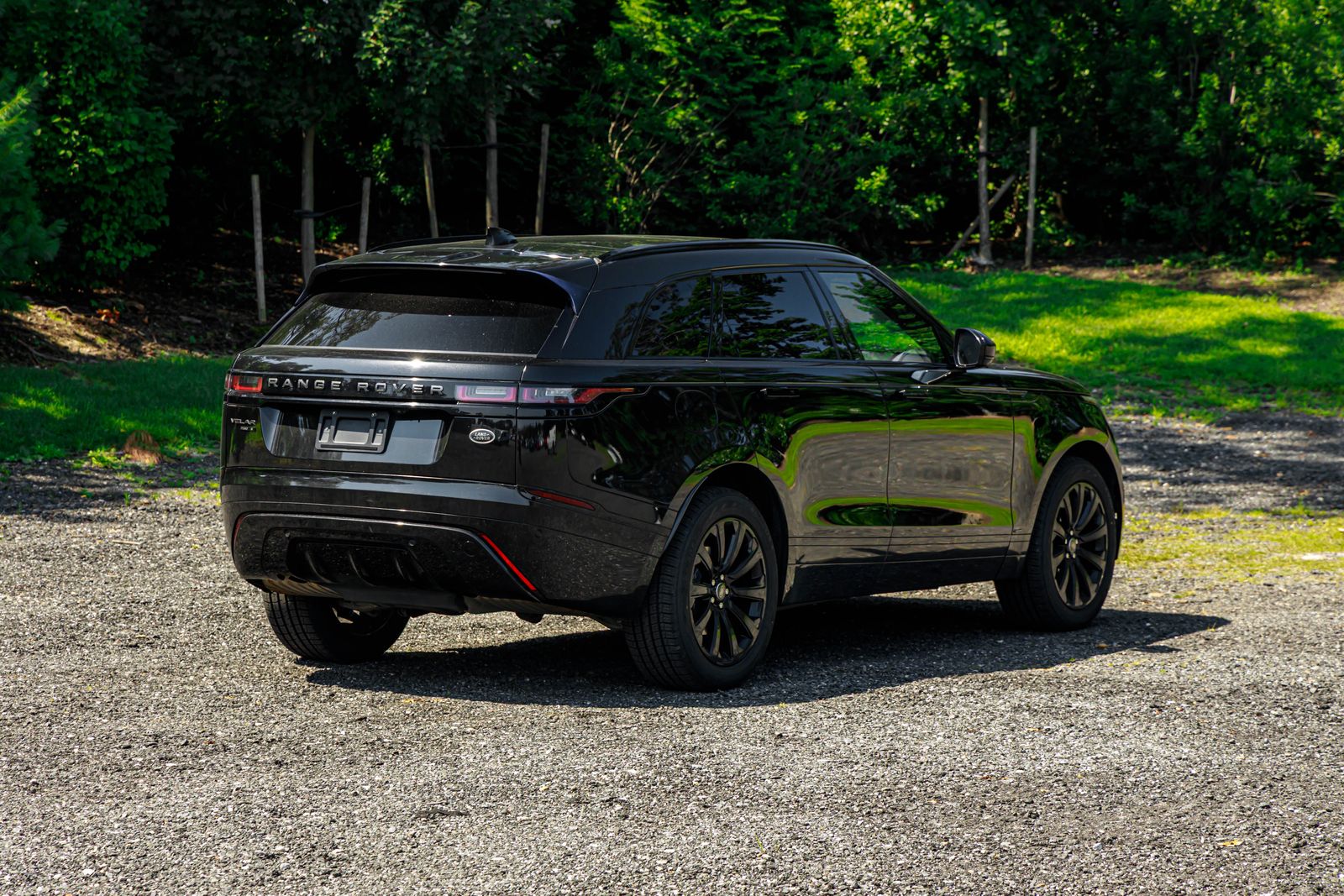 2020 Land Rover Range Rover Velar P250 R-Dynamic S photo 4