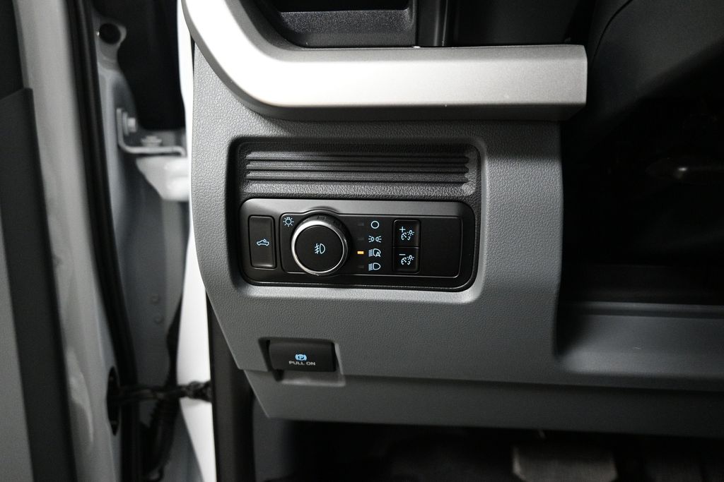 2024 Ford F-550 XL photo 13