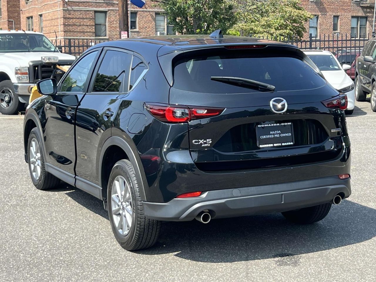 2022 Mazda CX-5 2.5 S Preferred photo 4