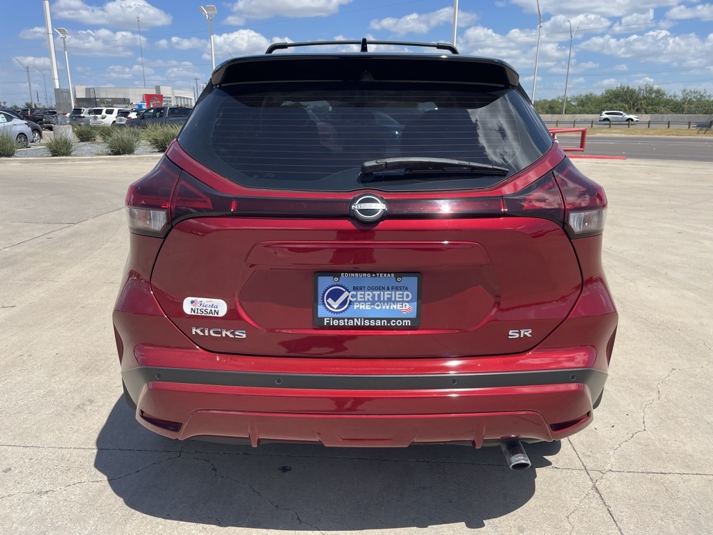 2024 Nissan Kicks SR photo 3