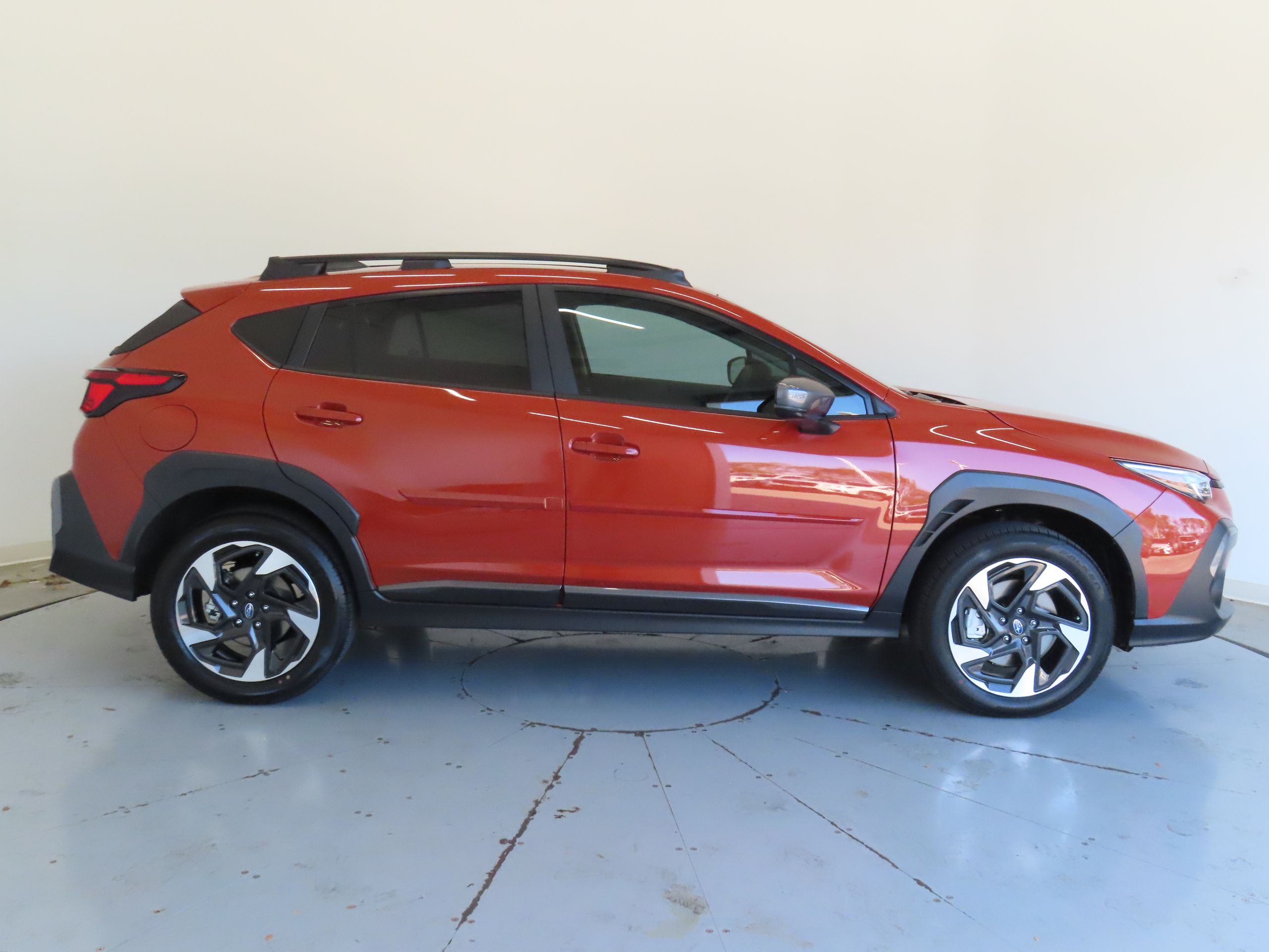 2025 Subaru Crosstrek Limited photo 2