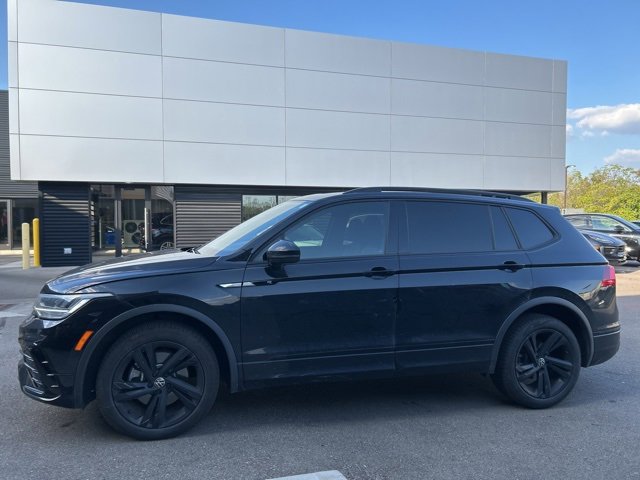 2024 Volkswagen Tiguan SE R-Line Black photo 7