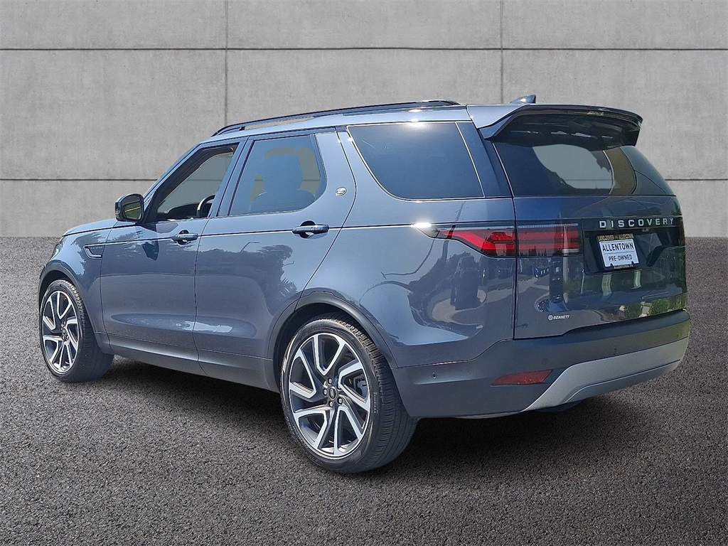 2025 Land Rover Discovery S photo 6
