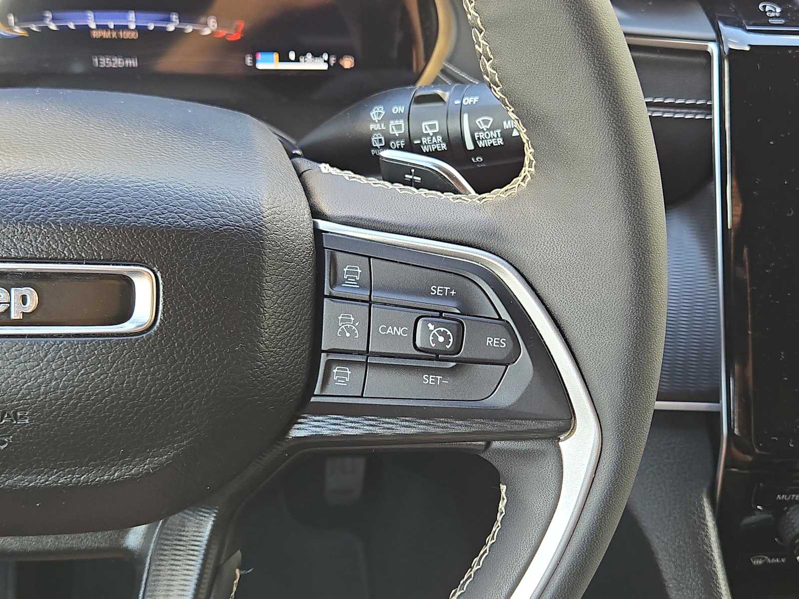 2024 Jeep Grand Cherokee Laredo X photo 23