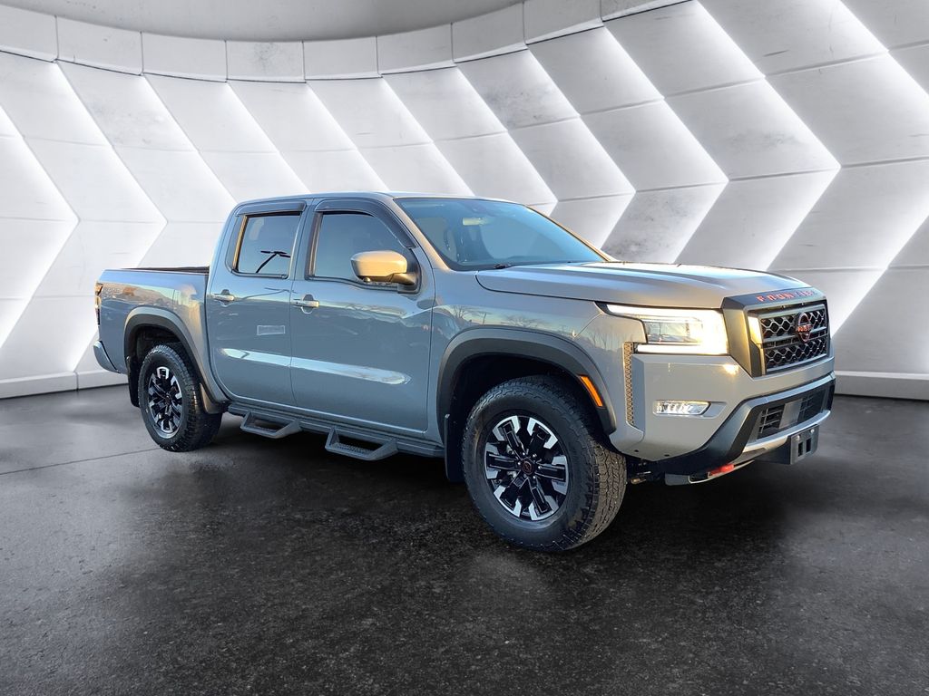 2023 Nissan Frontier PRO-4X's photo