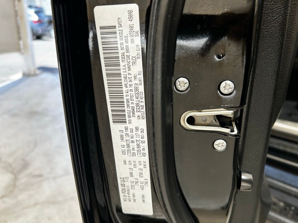 2019 Ram 3500 Laramie photo 33