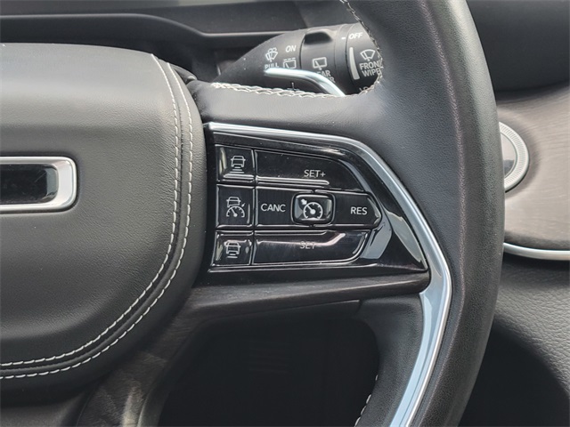 2022 Jeep Grand Cherokee Overland photo 29