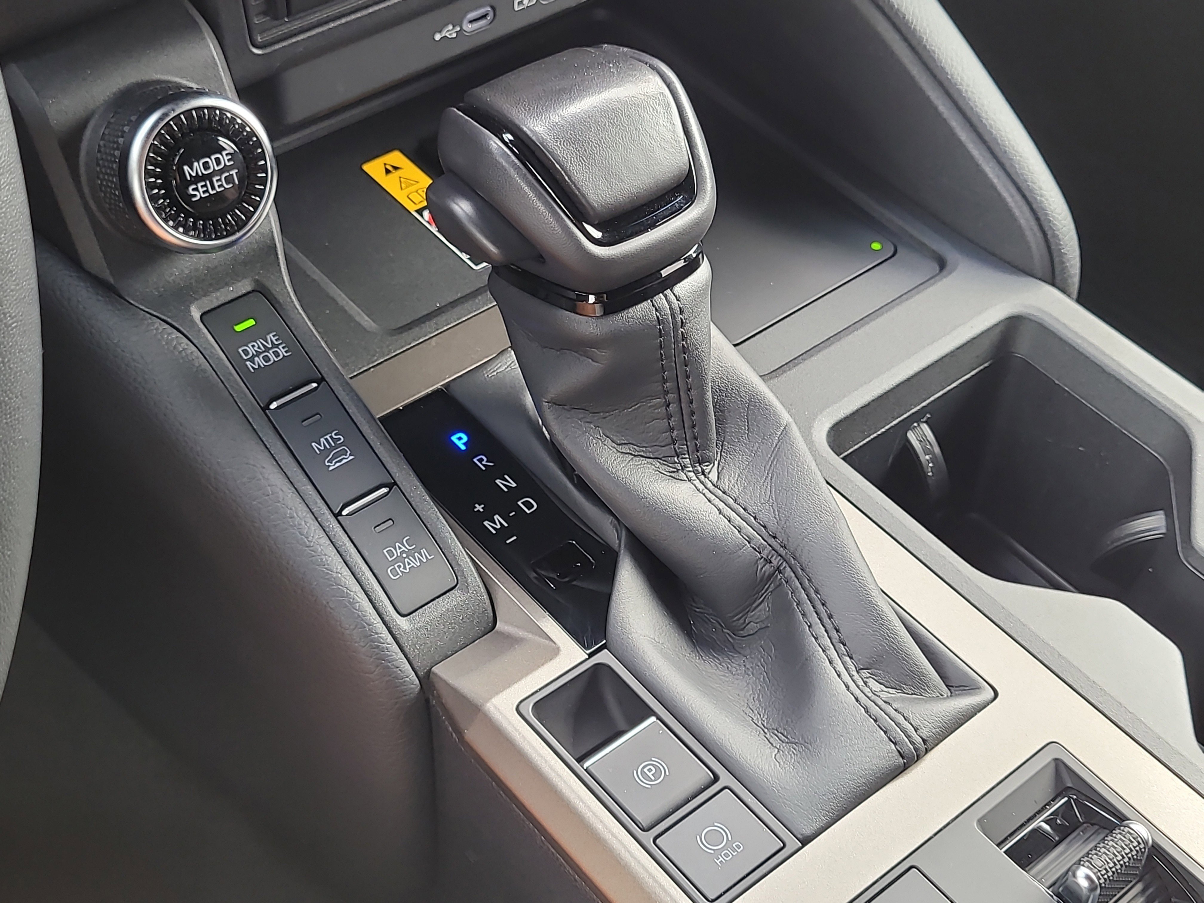 2025 Toyota Land Cruiser Premium photo 13