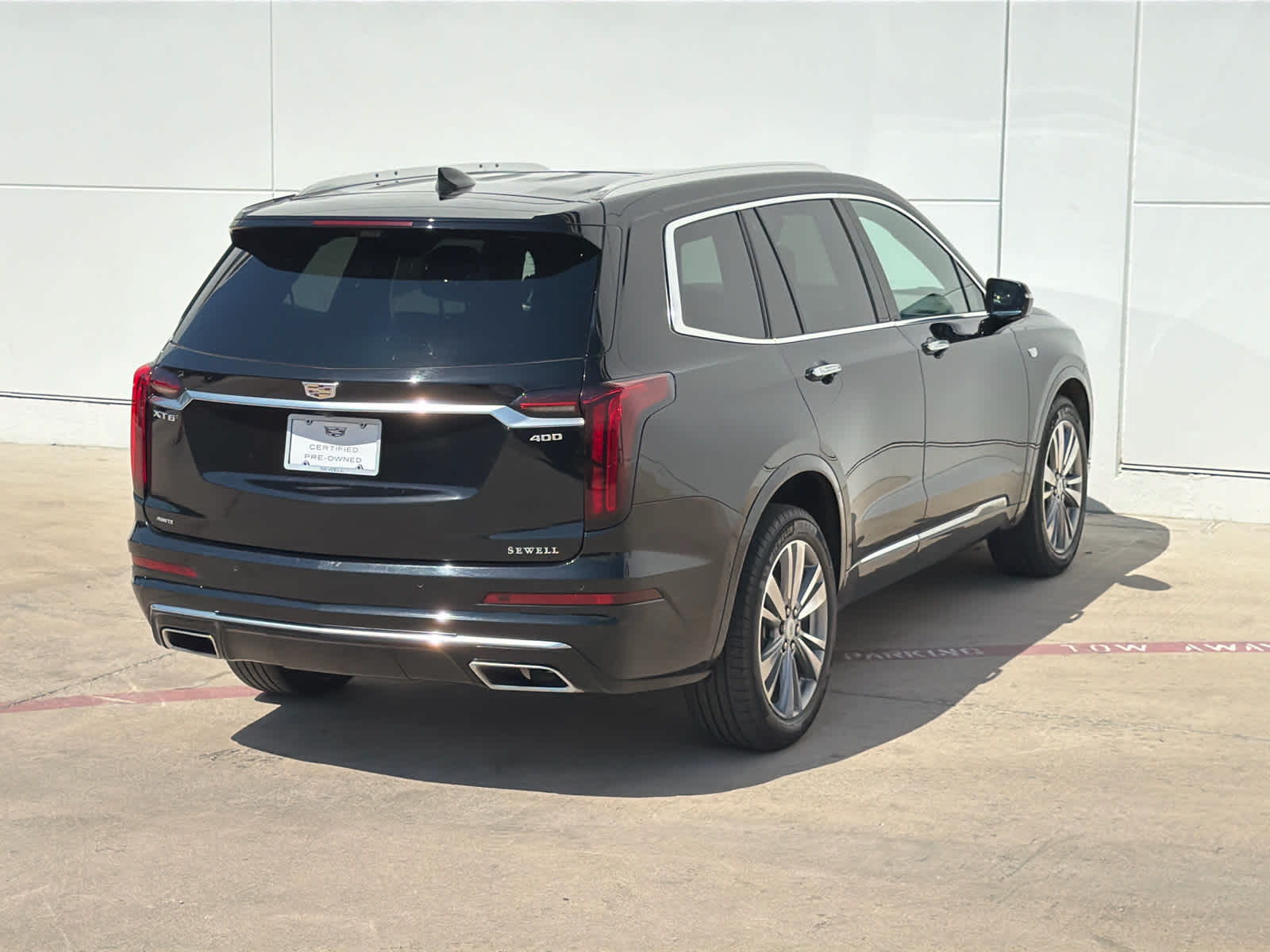 2023 Cadillac XT6 Premium Luxury photo 4