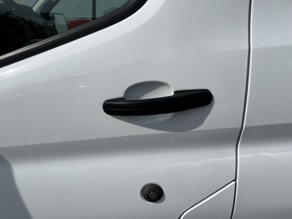 2020 Ford Transit photo 10