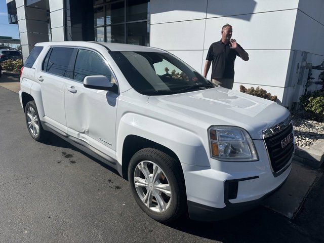 2017 Gmc Terrain SLE photo 3