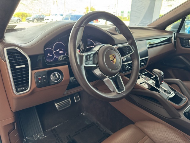 2023 Porsche Cayenne Coupe GTS photo 11