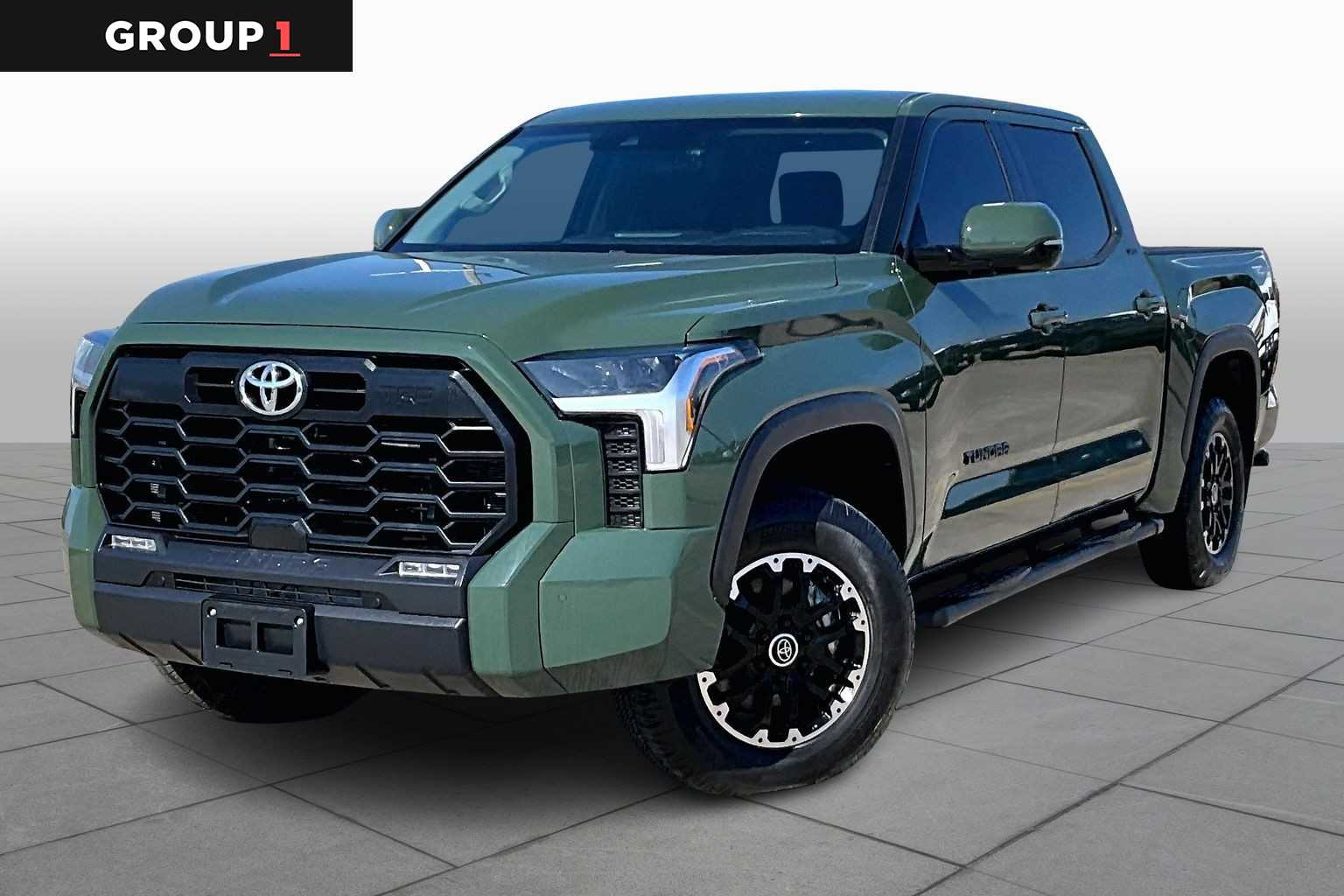 2023 Toyota Tundra SR5's photo