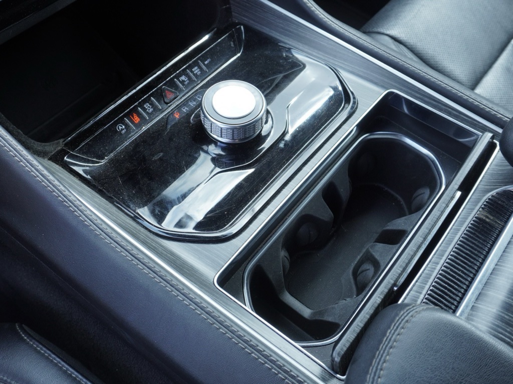 2024 Jeep Wagoneer Series II photo 20