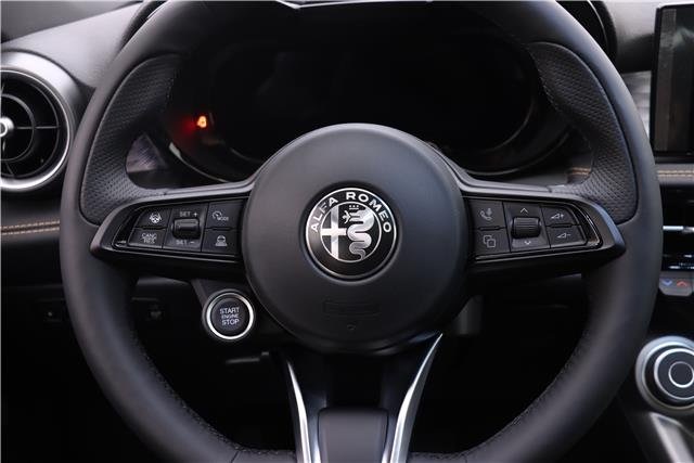 2024 Alfa Romeo Tonale Ti photo 14