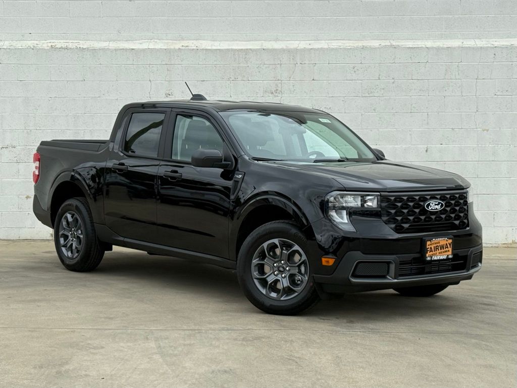 2025 Ford Maverick XLT's photo